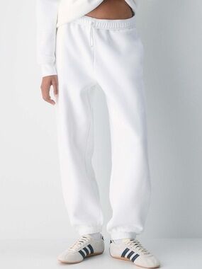 Aritzia TNA White Cozy Fleece Mega Fit Sweatpants